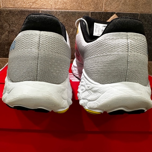 Men’s New Balance 880 Fresh Foam V14. - Picture 10 of 14